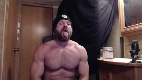 Snapshot of 9fat_inches chatting on March 10, 3:12 am 9 fat inches online show from March 10, 3:12 am