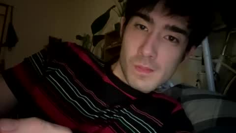 9thislandd online show from April 14, 9:26 am