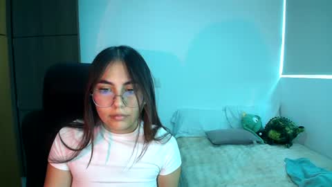 abby 3 online show from July 29, 3:43 pm