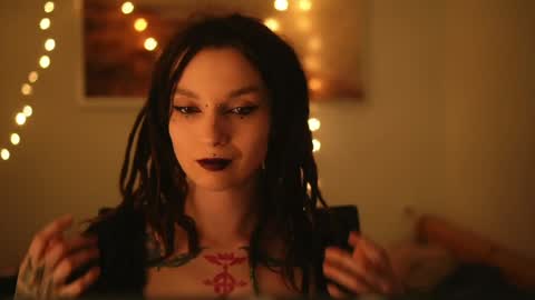 Alice Morrison Mistress Datura online show from April 10, 5:17 pm