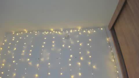 Snapshot of _allisongomez chatting on January 7, 1:08 am _allisongomez online show from January 7, 1:08 am