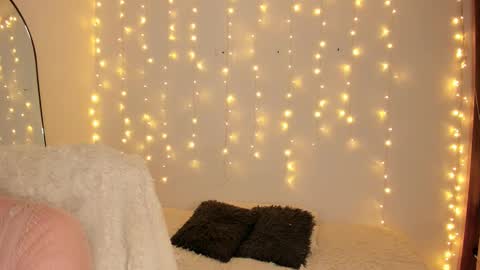 Snapshot of _allisongomez chatting on January 13, 1:00 am _allisongomez online show from January 13, 1:00 am