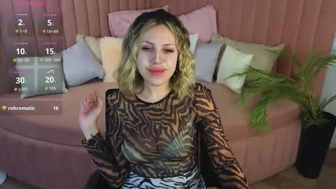 _amymoore_ online show from March 13, 1:56 am