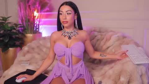 Snapshot of _anna_bloom chatting on July 20, 7:27 pm Anna online show from July 20, 7:27 pm