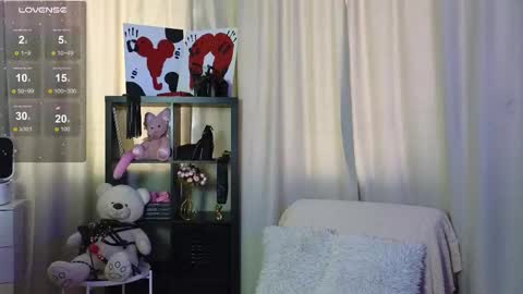 Anna Nolan online show from October 16, 7:53 am