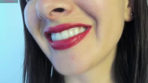 antonia online show from May 31, 8:10 pm