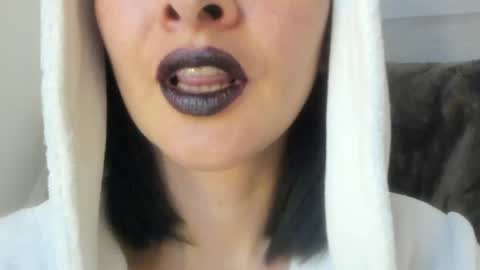 Snapshot of _antomouth_paradise chatting on July 15, 10:26 pm antonia online show from July 15, 10:26 pm