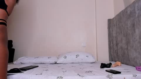 Snapshot of _ariah chatting on May 10, 5:56 am Ariah independent model online show from May 10, 5:56 am