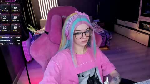 Olivia Subscribe to my Fansly -   online show from May 16, 12:51 am