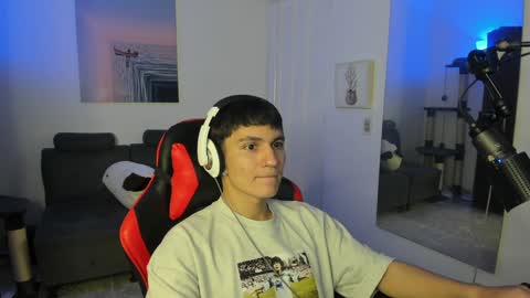 B L A K E online show from January 5, 8:43 am