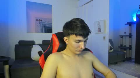 B L A K E online show from January 17, 6:04 am