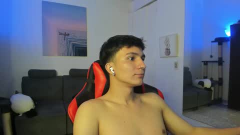 B L A K E online show from January 18, 6:56 am