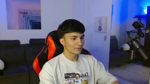 B L A K E online show from February 27, 7:23 am