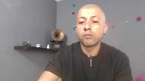 _bonnie__and_clyde online show from July 1, 8:08 pm