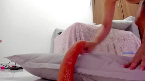 Candy online show from March 4, 7:53 pm