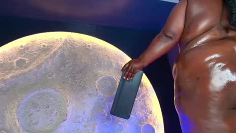 Caro. online show from April 18, 7:18 pm