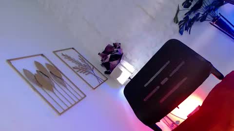 Snapshot of _caroline69 chatting on October 8, 10:18 pm Caroline online show from October 8, 10:18 pm