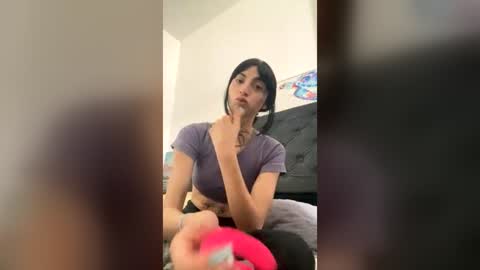 Snapshot of _catalina_linda_ok chatting on July 21, 1:02 pm _catalina_linda_ok online show from July 21, 1:02 pm