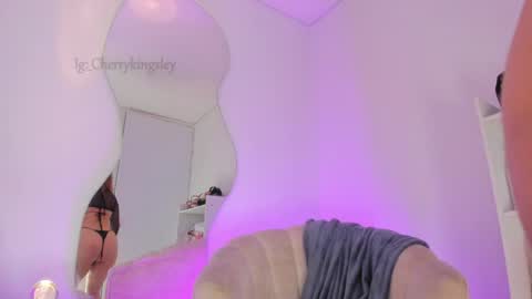 Cherrykingsley online show from May 31, 5:26 am