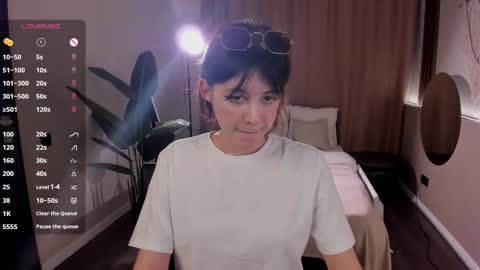 _chillbacca_ online show from February 10, 12:09 pm