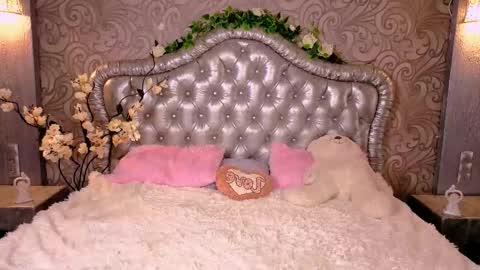 Cindy . online show from February 16, 5:36 am