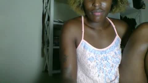 clara online show from March 13, 9:27 am