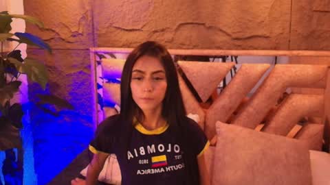 Snapshot of _coraliinee_ chatting on March 31, 3:08 am Coraline online show from March 31, 3:08 am