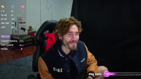 Snapshot of _delacruz911_ chatting on December 16, 8:08 am delacruz online show from December 16, 8:08 am