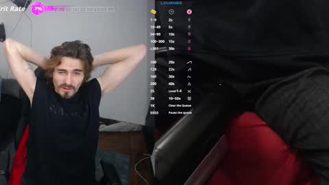 Snapshot of _delacruz911_ chatting on December 19, 7:10 pm delacruz online show from December 19, 7:10 pm