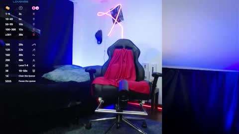 Snapshot of _delacruz911_ chatting on January 5, 11:08 pm delacruz online show from January 5, 11:08 pm