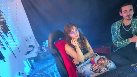 Snapshot of _delacruz911_ chatting on February 3, 1:37 am delacruz online show from February 3, 1:37 am