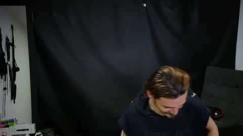 Snapshot of _delacruz911_ chatting on February 15, 4:09 am delacruz online show from February 15, 4:09 am