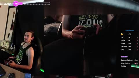 Snapshot of _delacruz911_ chatting on February 21, 7:59 pm delacruz online show from February 21, 7:59 pm