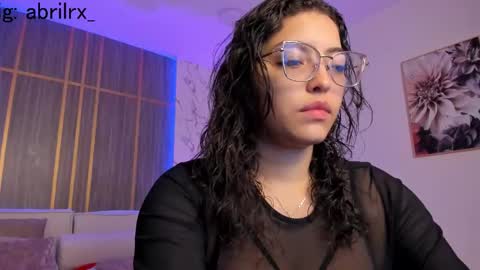 Abril online show from December 21, 3:08 pm