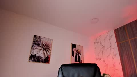 Abril online show from March 2, 1:07 pm