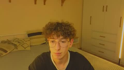 _dream_boys_ online show from October 26, 6:36 pm