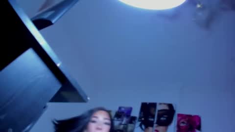 Elettra online show from February 17, 10:47 pm