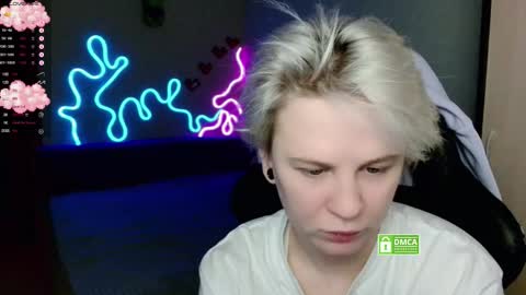 chloue and Gretta online show from November 11, 8:31 pm