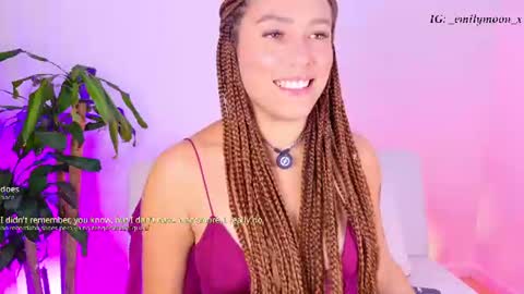 Snapshot of _emilymoon_x chatting on July 16, 1:55 am Emi online show from July 16, 1:55 am