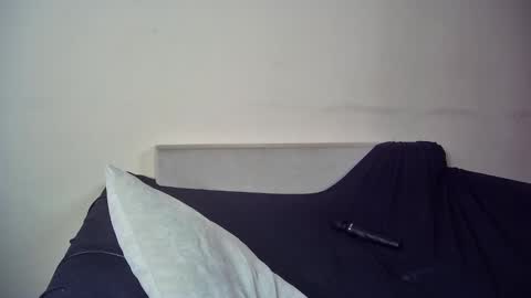 Snapshot of _emma_sugar chatting on February 24, 11:30 am Emma Sugar online show from February 24, 11:30 am