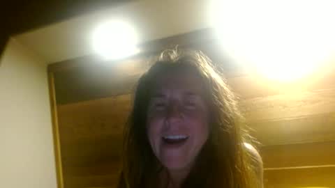 _energygodess online show from February 8, 3:43 am