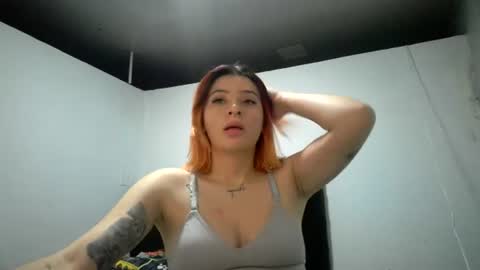 Mia-foster online show from August 10, 3:54 am