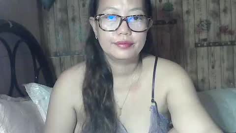 Snapshot of _grab_my_tits chatting on June 16, 11:40 pm New online show from June 16, 11:40 pm
