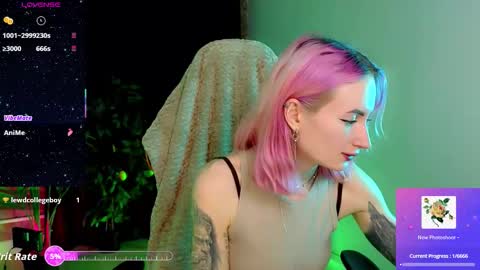 Snapshot of _helencarter chatting on February 26, 8:52 pm Helen Carter 3 Next stream 2330 MSC online show from February 26, 8:52 pm