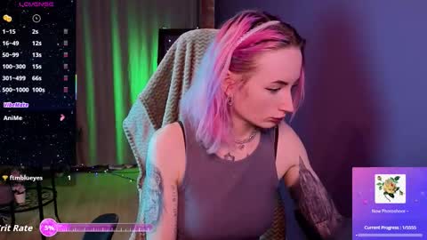 Snapshot of _helencarter chatting on March 2, 8:37 pm Helen Carter 3 Next stream 2330 MSC online show from March 2, 8:37 pm