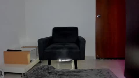 Isabella online show from February 12, 5:02 am