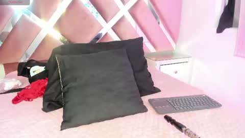 Snapshot of _jasmine_blush chatting on June 30, 2:18 pm Jasmine online show from June 30, 2:18 pm