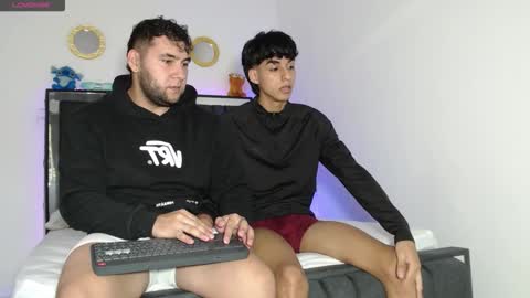 Snapshot of _jhossua_and_valerio_ chatting on January 31, 9:35 pm JHOSSUA VALERIO online show from January 31, 9:35 pm