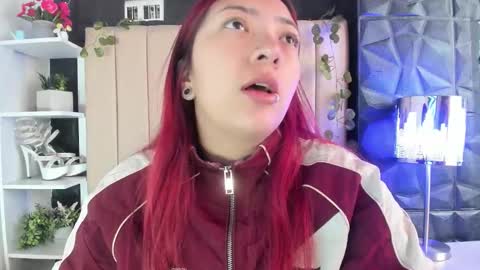 Mia online show from February 15, 12:47 pm