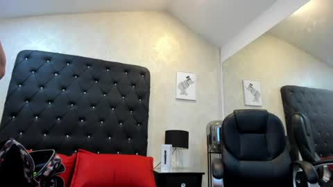 Snapshot of _johnson_alana chatting on July 8, 12:53 pm _johnson_alana online show from July 8, 12:53 pm